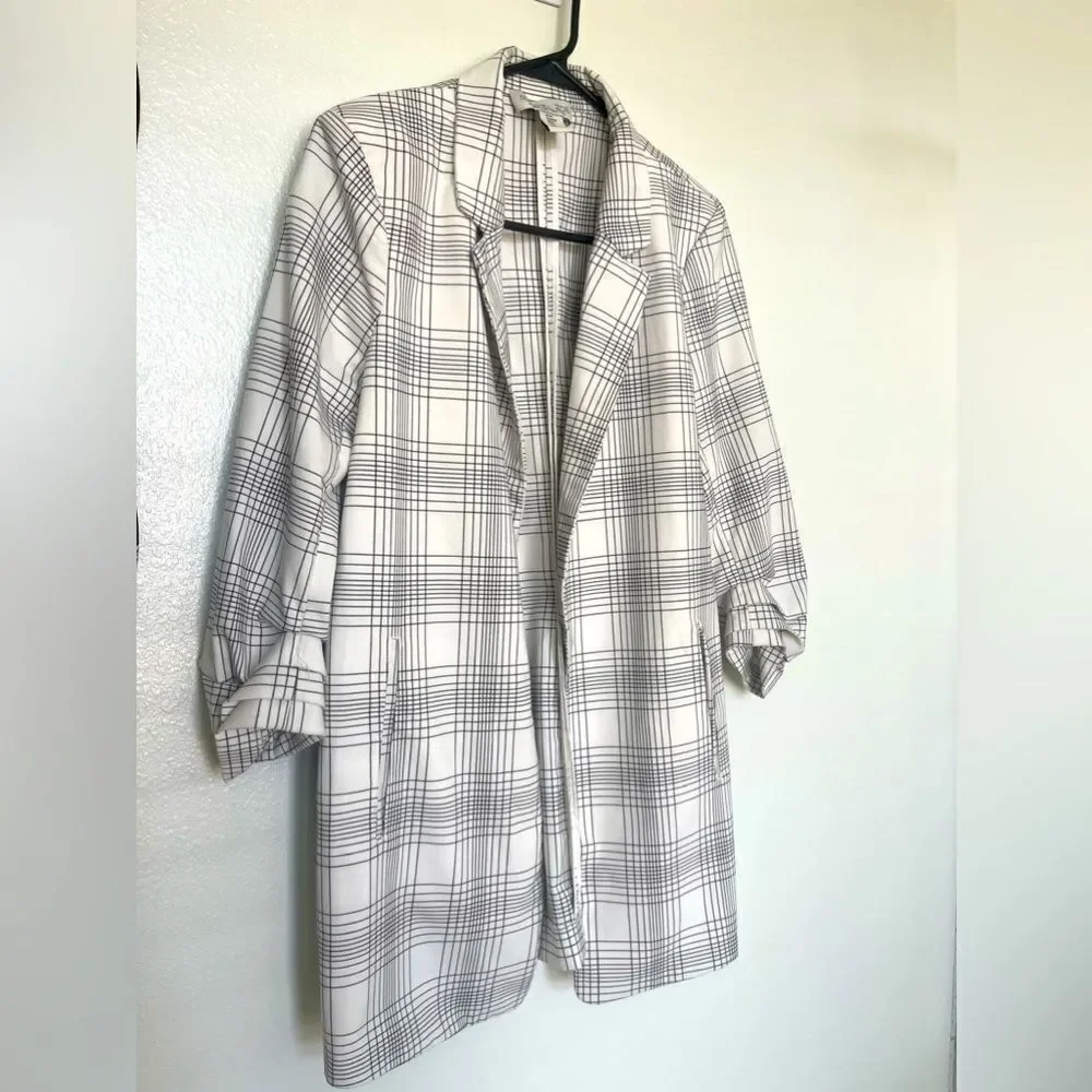 Striped Blazer - Picture 1 of 5